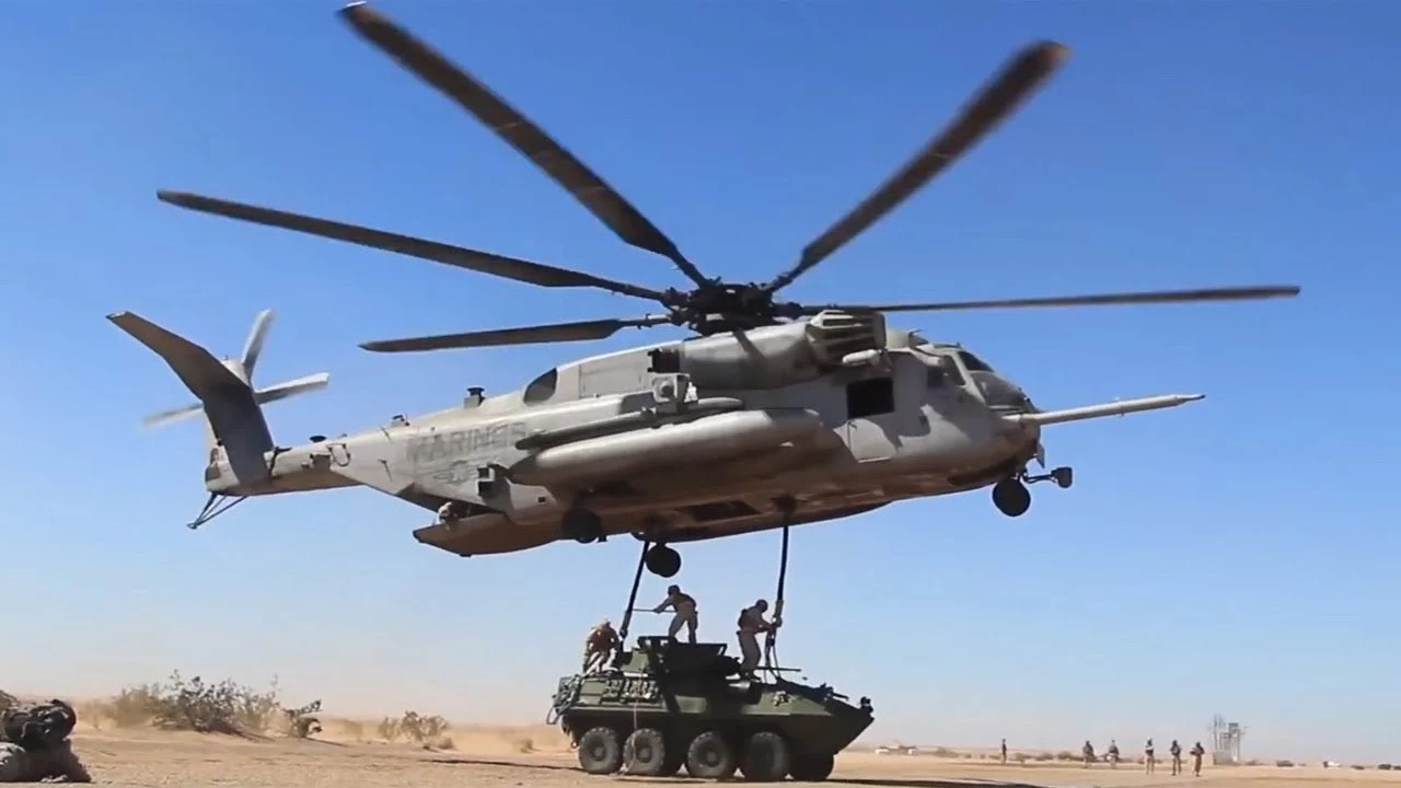 Ισχυροποιείται η αμυντική συνεργασία Ελλάδας-ΗΠΑ: Δεκάδες αμερικανικά ελικόπτερα θα μετασταθμεύσουν στον Βόλο – Μπαράζ ασκήσεων στο «Βουνό των Θεών»